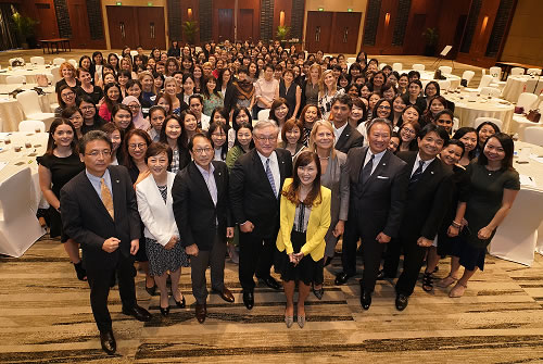 [image]Hitachi held Global Women's Summit 2018 to promote the activities of female employees