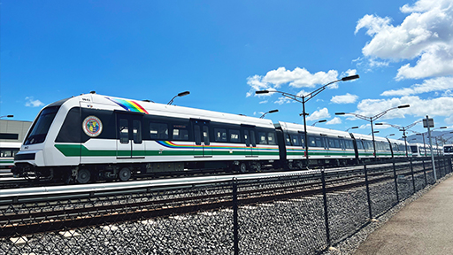 photo : Skyline of a fully autonomous urban rail system